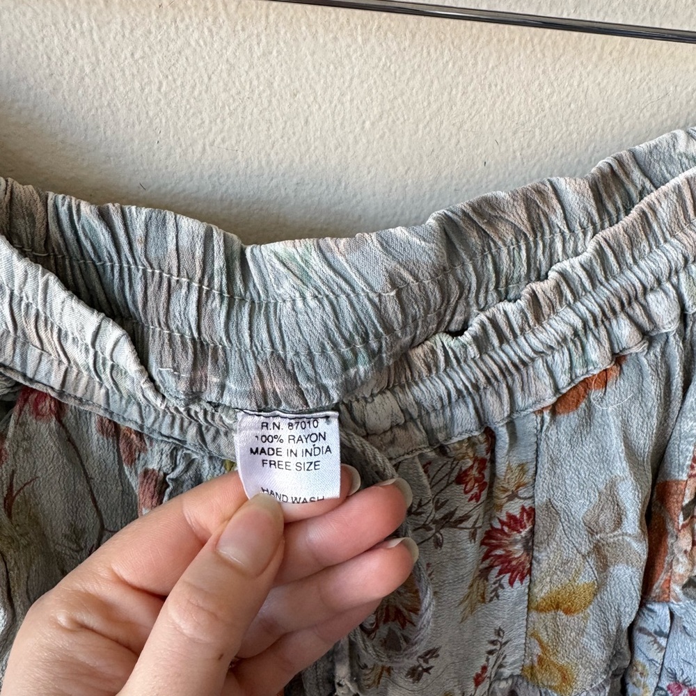 SOLD—Vintage Boho Tiered Floral Maxi Skirt - Picture 7 of 8